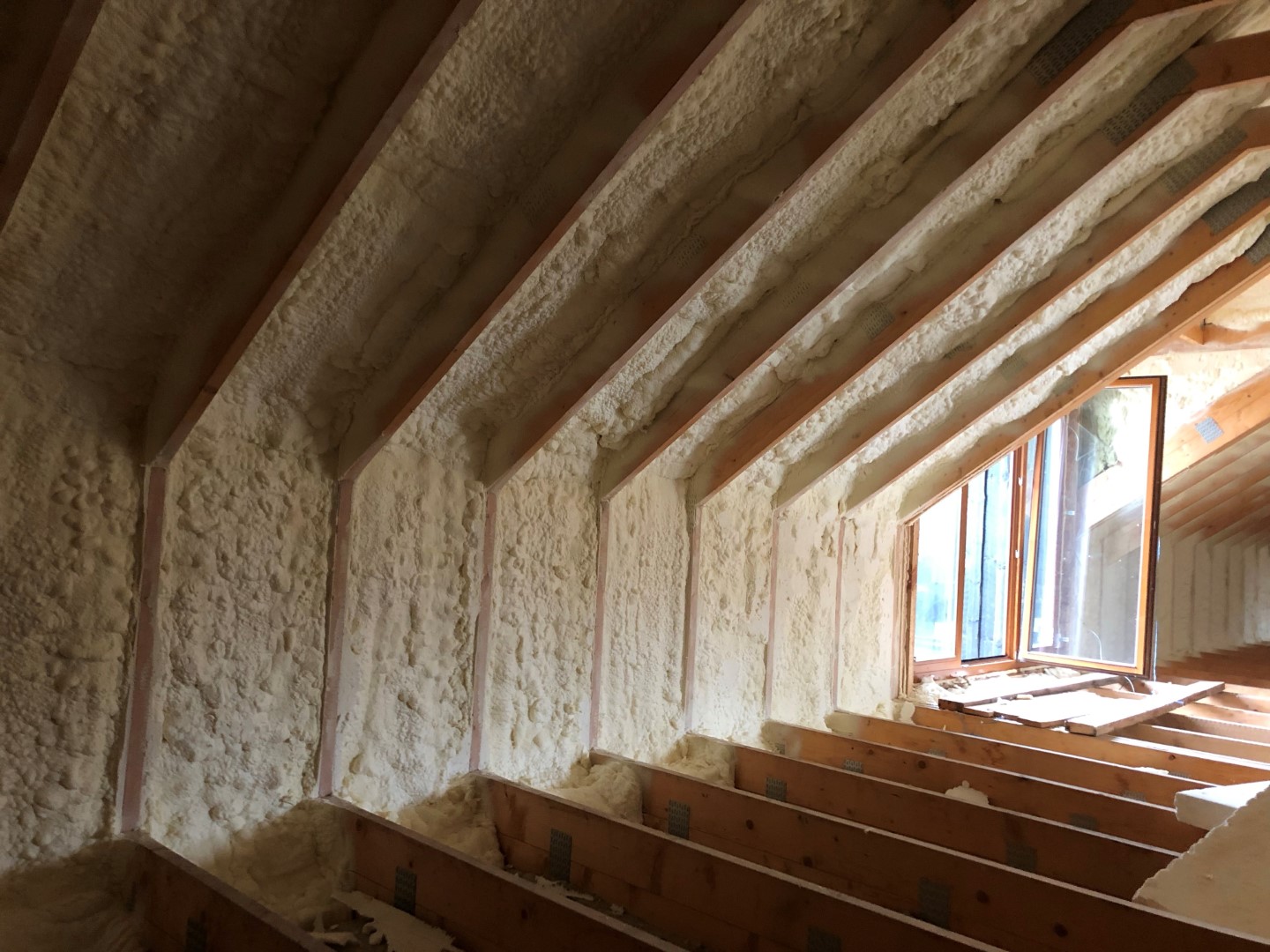 Team Purest Polyuretaanivaahdon asennus, Polyurea pinnoitteiden asennus, Epoksi lattiat